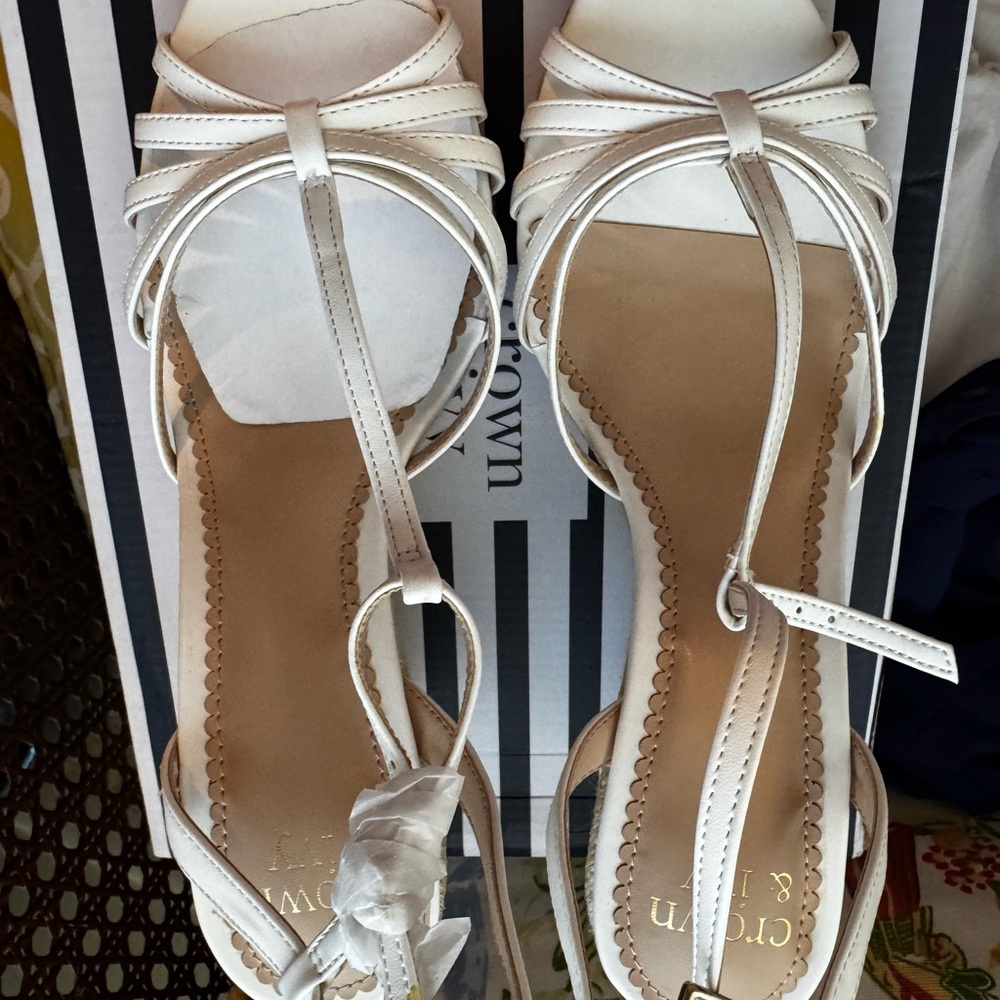 Crown & Ivy White Strappy Sandals